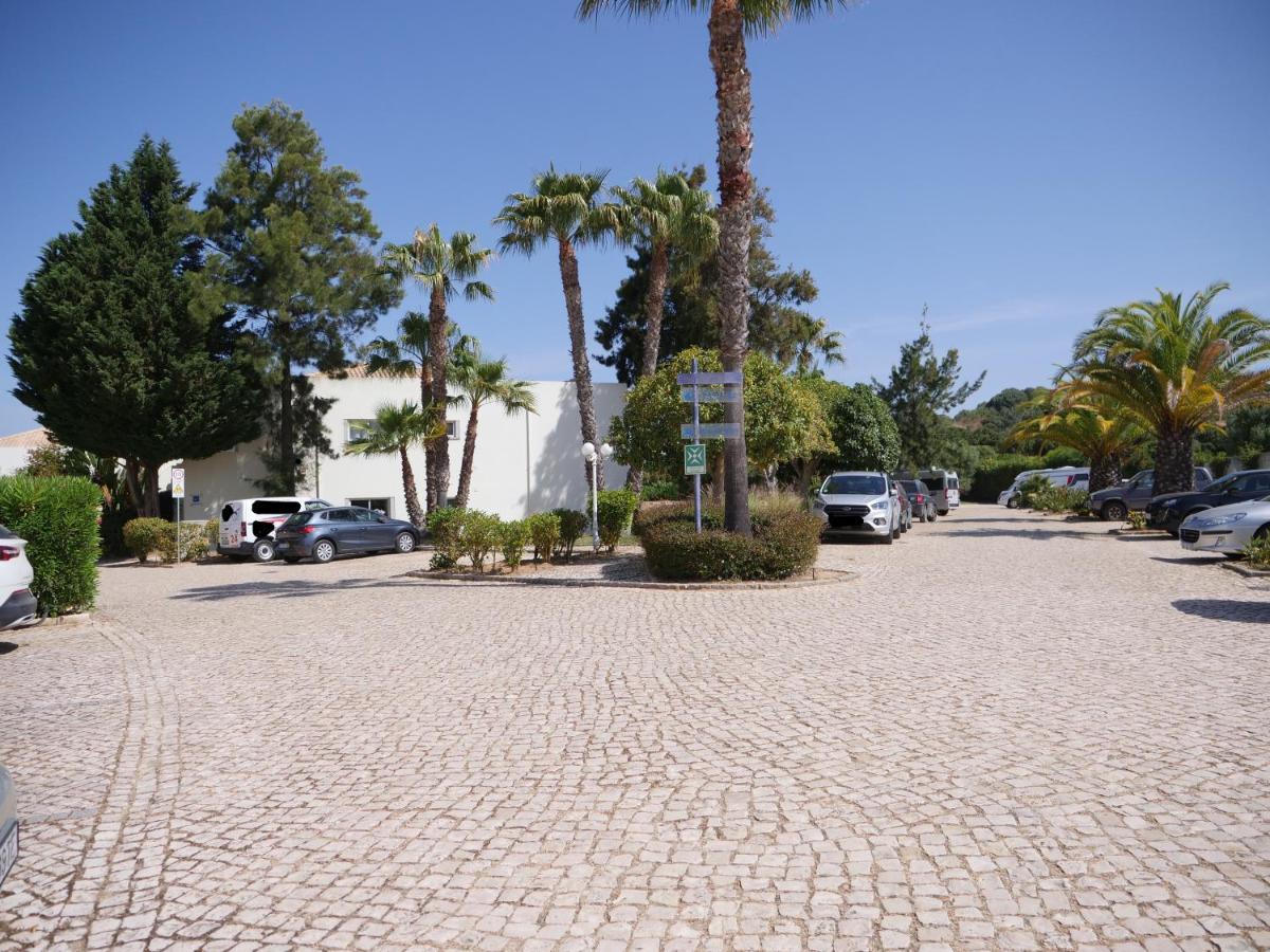 Spacious Apartment Near Porto De Mos Beach, Lagos. Exteriör bild
