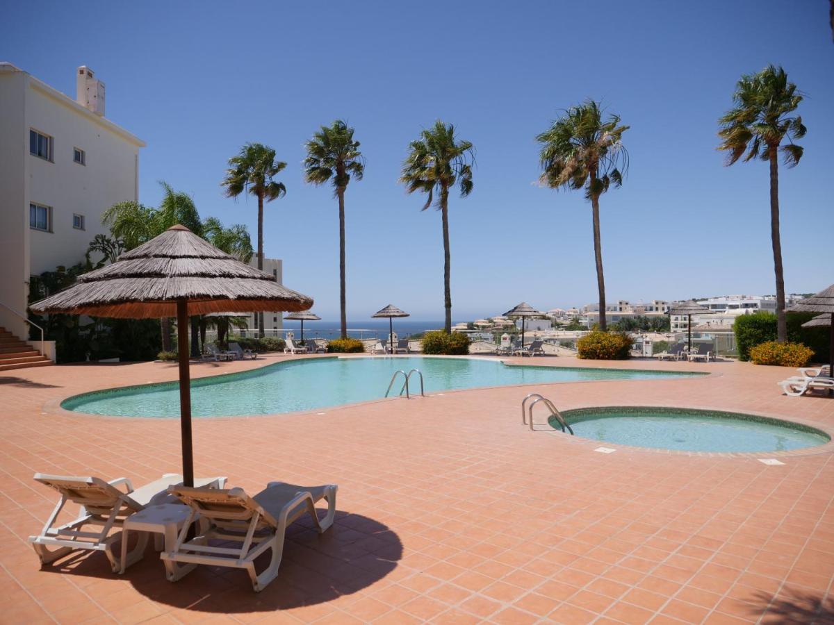 Spacious Apartment Near Porto De Mos Beach, Lagos. Exteriör bild