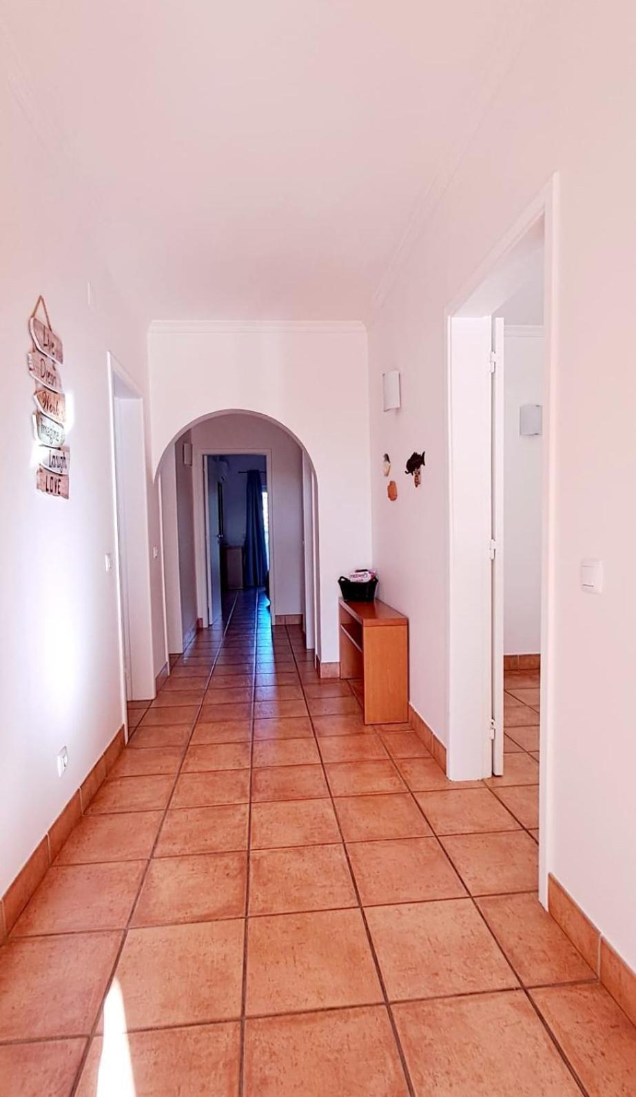 Spacious Apartment Near Porto De Mos Beach, Lagos. Exteriör bild